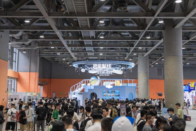 线》的线下活动就跟回家了一样J9九游会每次参加《碧蓝航(图6)